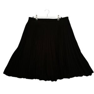 Coldwater Creek Black Pleated Skirt | 8